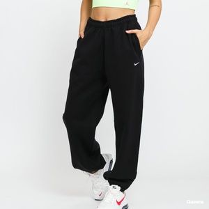 WOMENS NIKELAB FLEECE PANTS